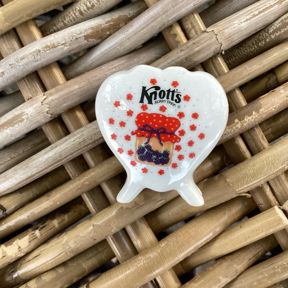 Vintage Knott’s Berry Farm Toothpick Holder